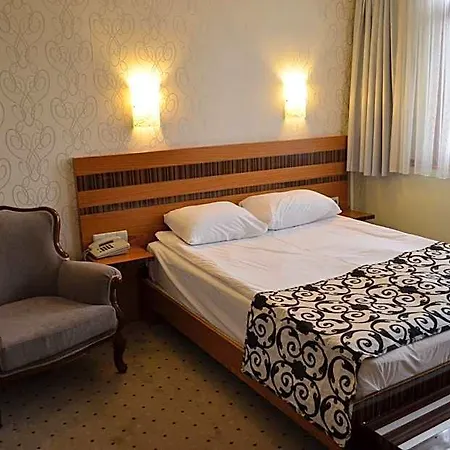 Hotel Atlas 2*
