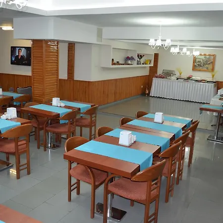 Atlas Hotel 2*