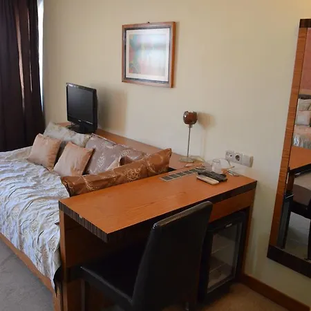 Atlas Hotel 2*